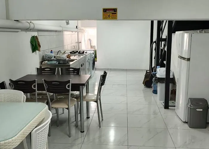 Old Stone Boutique * ニコシア